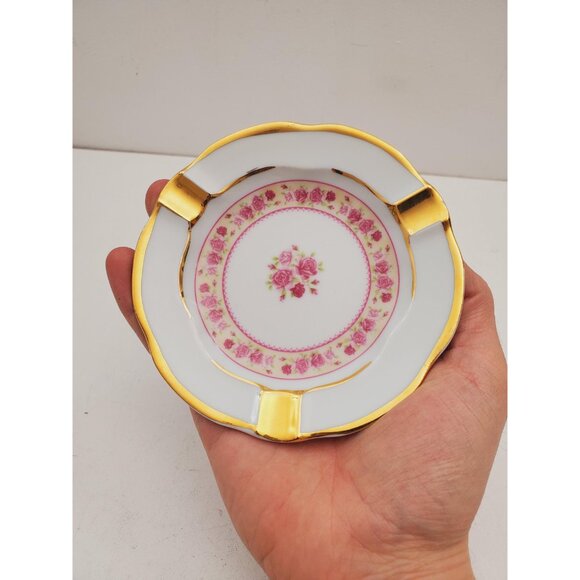 Vintage Limoges Veritable Porcelaine D’Art cobalt blue 22k gold ashtray- France - Picture 6 of 10